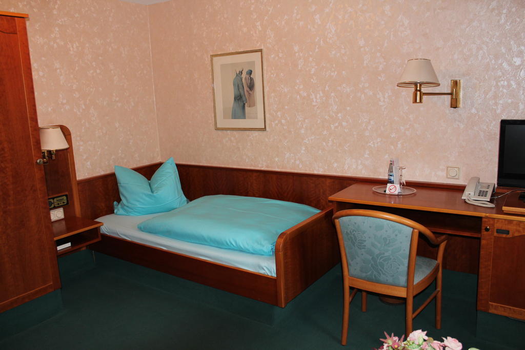 Gästehaus Wild Oberasbach Zimmer foto